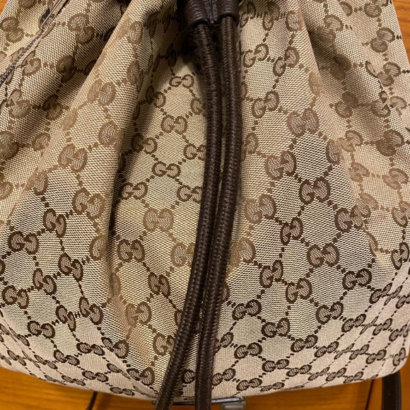 *AUTHENTIC* Gucci Logo Canvas Backpack - Picture 6 of 9